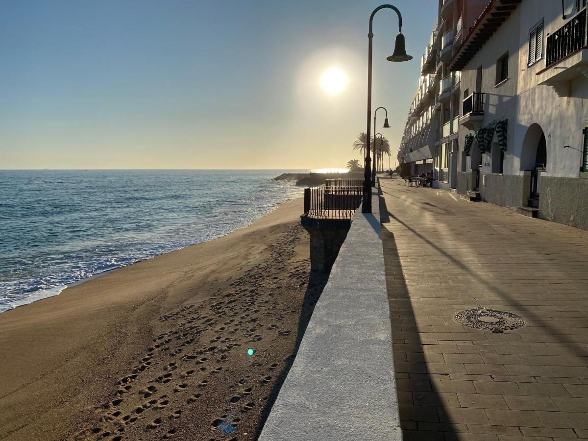 Ponent - Espectaculares Vistas Al Mar Daire Sant Pol De Mar Dış mekan fotoğraf
